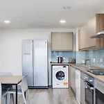 Bright Ensuite Rooms, Cardiff - Sk